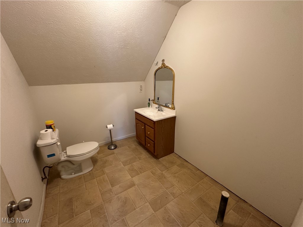 Cleveland, Ohio 44110, United States, 2 Bedrooms Bedrooms, ,2 BathroomsBathrooms,Residential,Active,156540