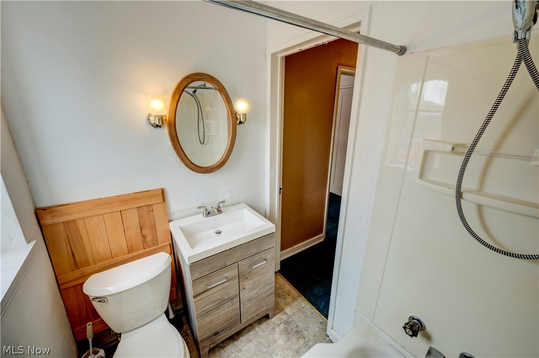 Village/New London - Residential