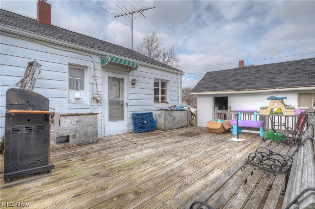 Village/New London - Residential