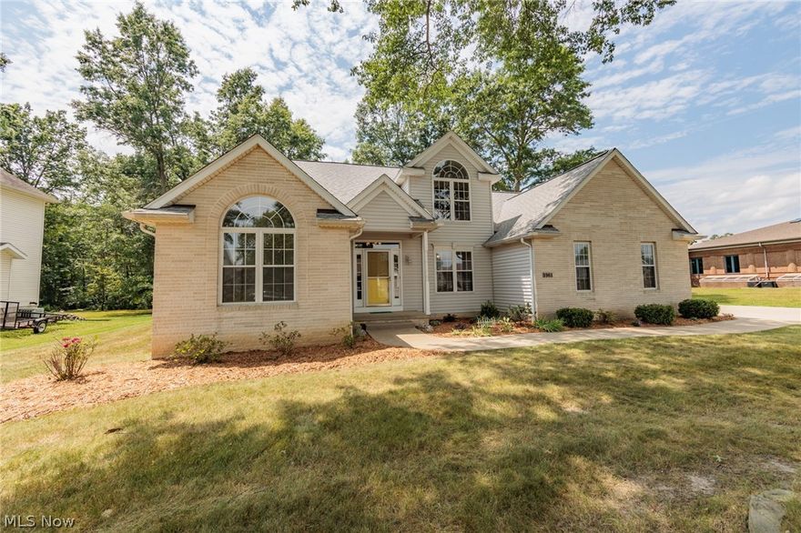 Immaculate single-owner colonial featuring four bedrooms and two-and-a-half baths. The first-floor owner's suite includes a walk-in closet and a luxurious soaking tub. A versatile second bedroom or den on the main level offers flexibility. Upstairs, two spacious bedrooms complement a loft area. The heart of the home is the vaulted two-story family room, creating a sense of openness and light. The kitchen features an open design with a large island, ideal for convenient meal preparation. A first-floor laundry adds practicality and ease. Enjoy the charm of the three-season sun porch, perfect for relaxing days and evenings. Additional amenities include a two-car attached garage and a full-size basement, offering ample storage or potential for further customization.
Home Warranty