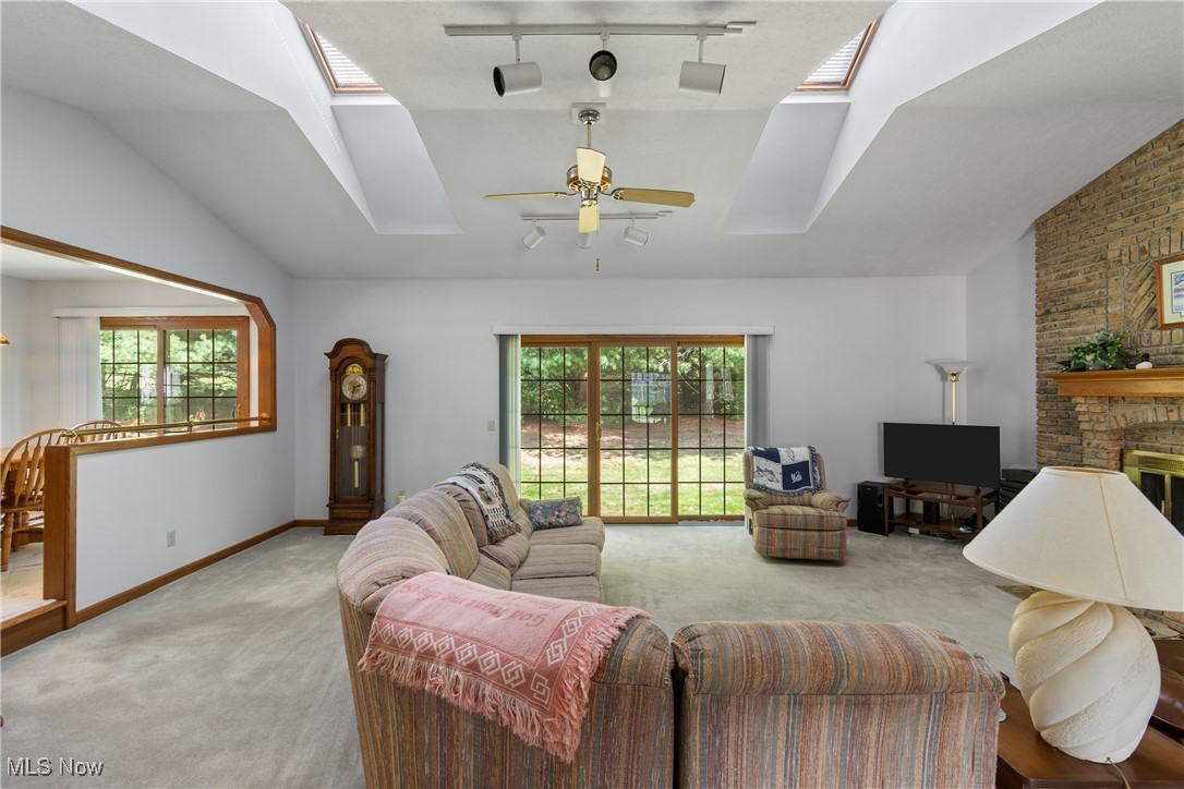 Williamsburg Estates - Residential