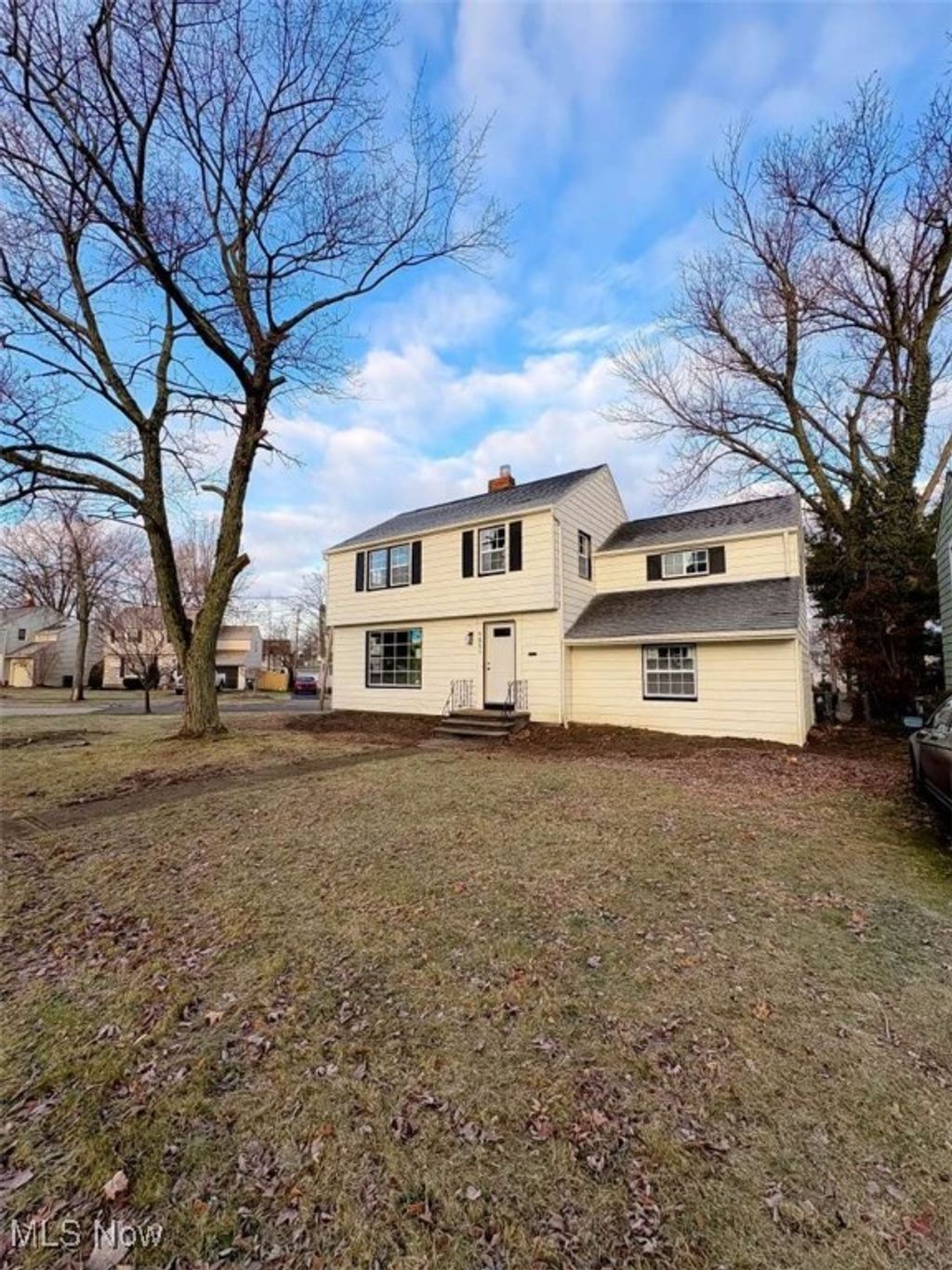 Photo of 4051 Monticello Boulevard, Cleveland Heights, OH 44121 (MLS # 5180488)