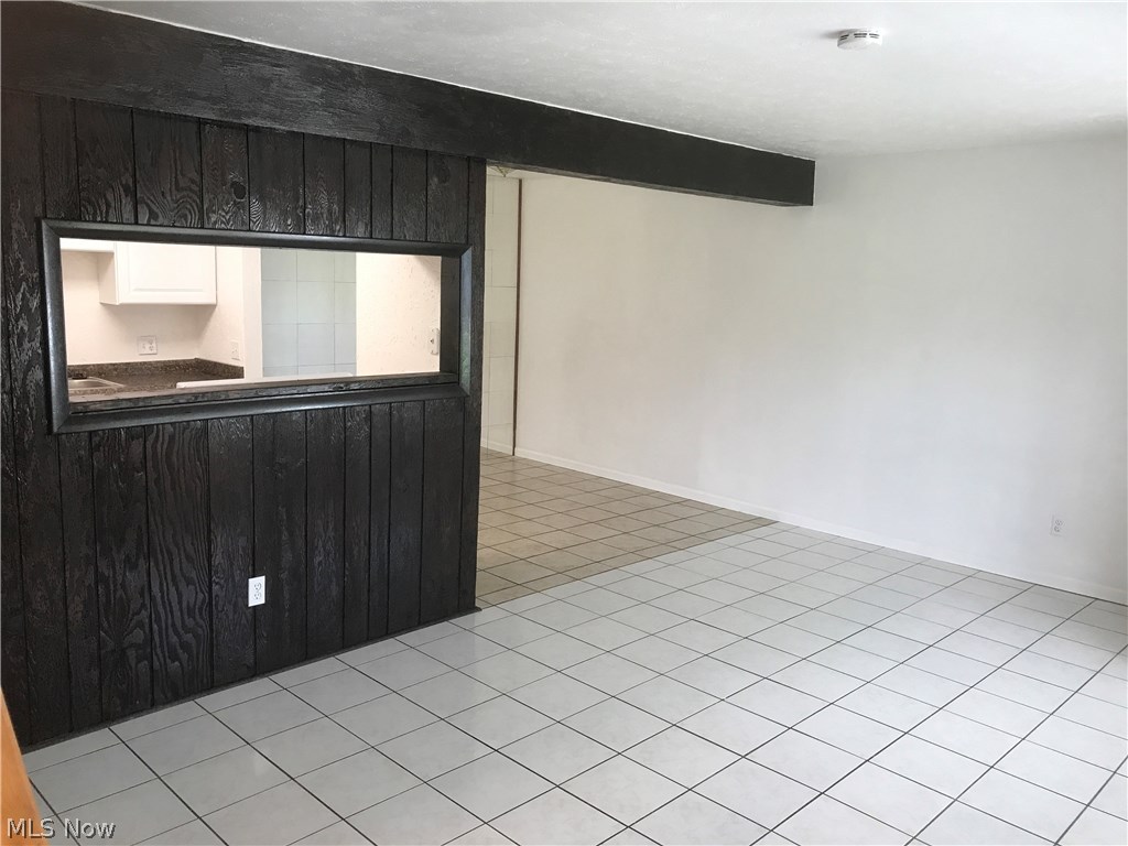 Aurora Shores Condo - Residential