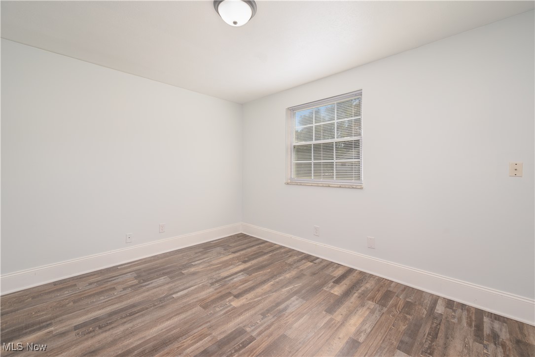 Lakemore, Ohio 44250, United States, 4 Bedrooms Bedrooms, ,2 BathroomsBathrooms,Residential,Contingent,208307