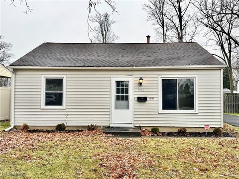 Tiny photo for 1936 Norwood Avenue NW, Warren, OH 44485 (MLS # 5178129)