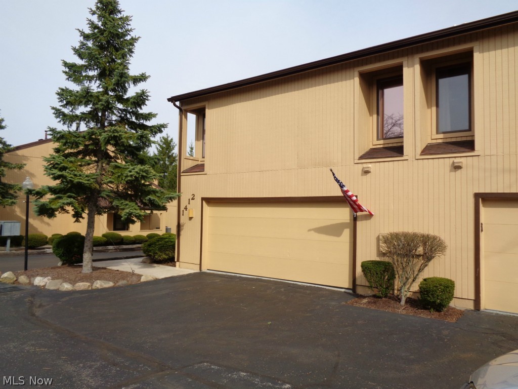 Summit Condo Ph IV - Residential