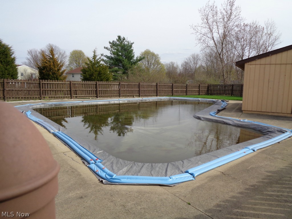 Summit Condo Ph IV - Residential