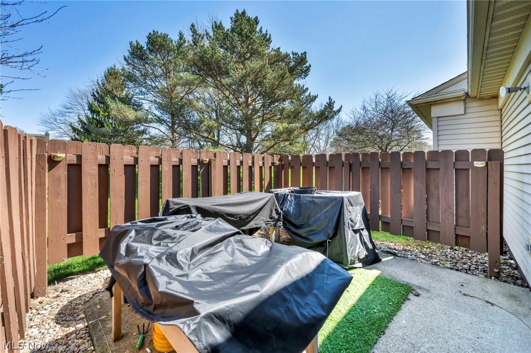 Creekside Vill - Residential