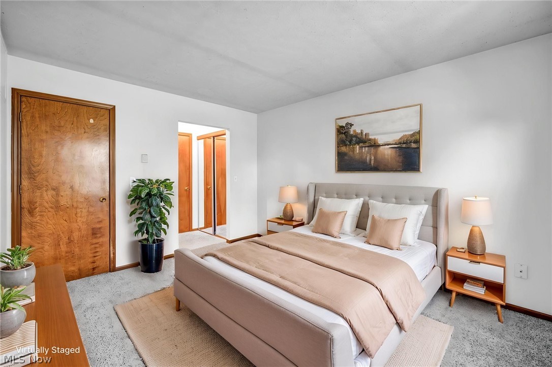 Creekside Vill - Residential