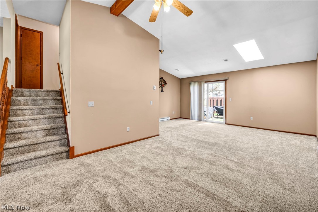 Creekside Vill - Residential