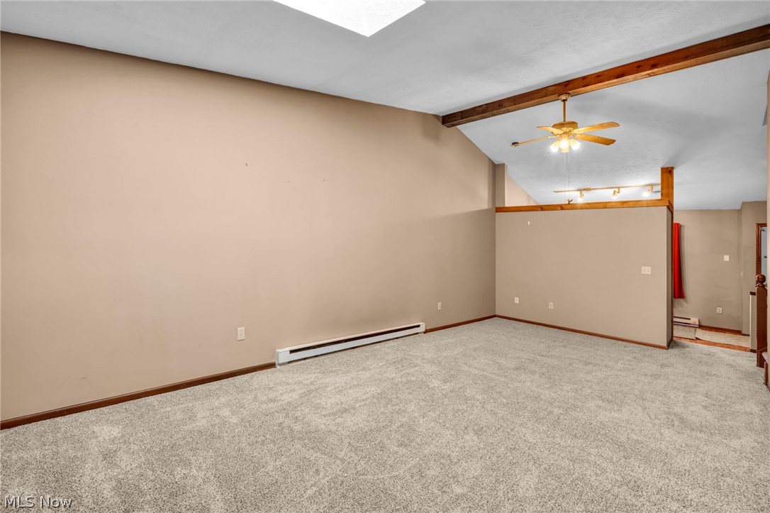 Creekside Vill - Residential