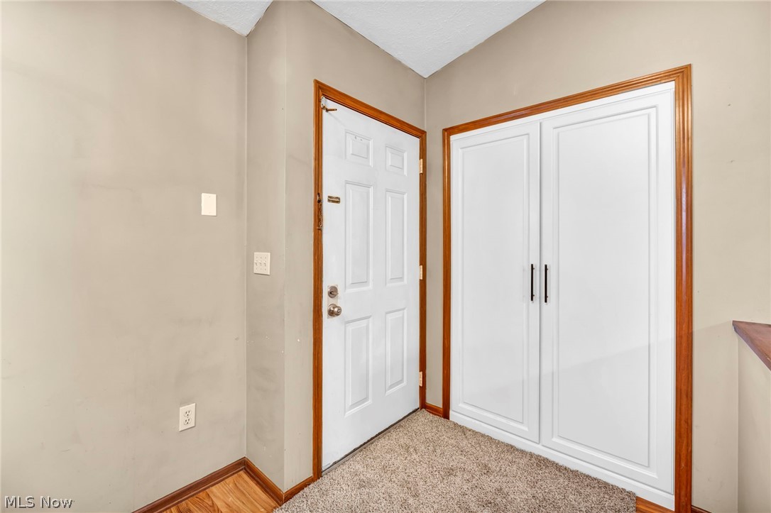 Creekside Vill - Residential