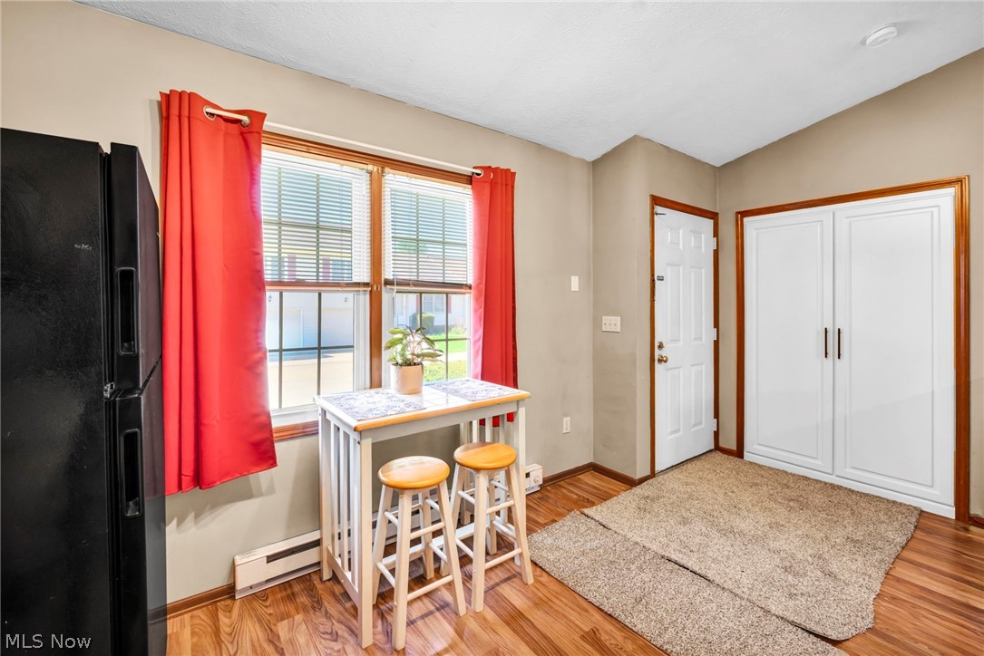 Creekside Vill - Residential