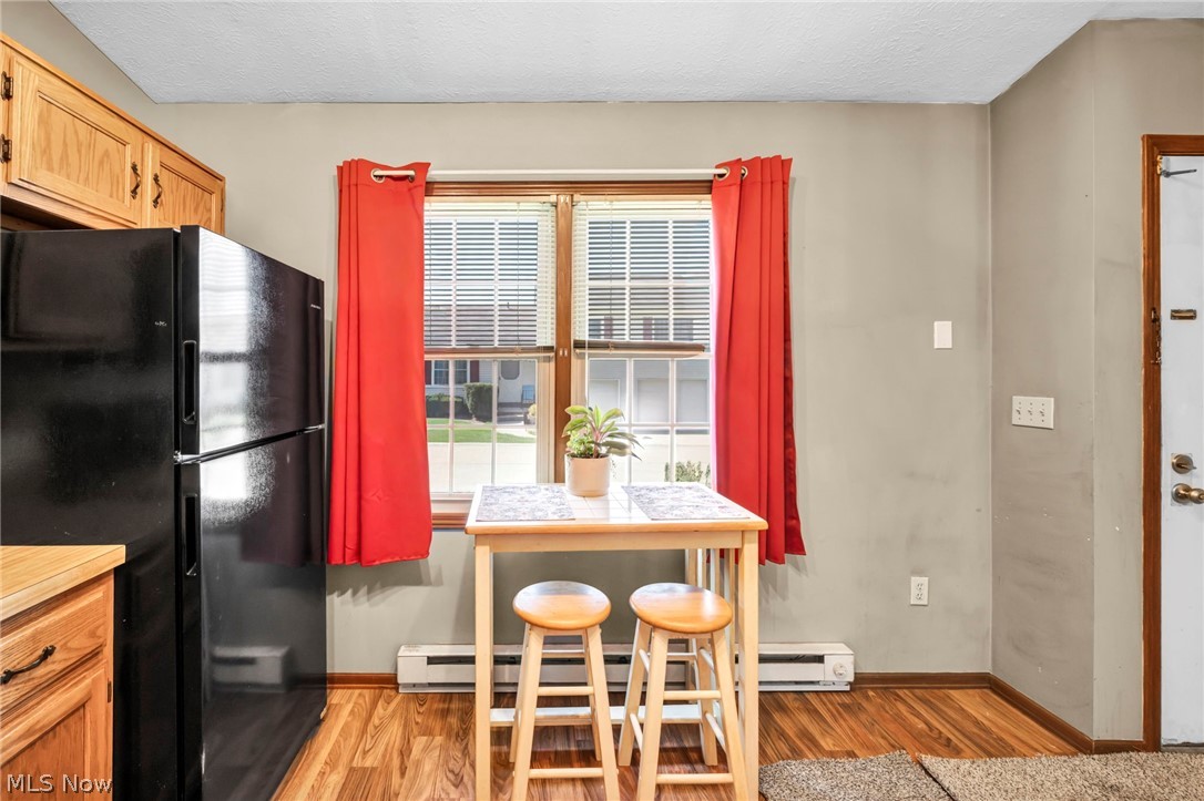 Creekside Vill - Residential