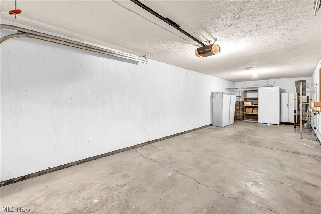 Creekside Vill - Residential