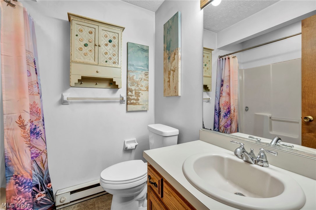 Creekside Vill - Residential