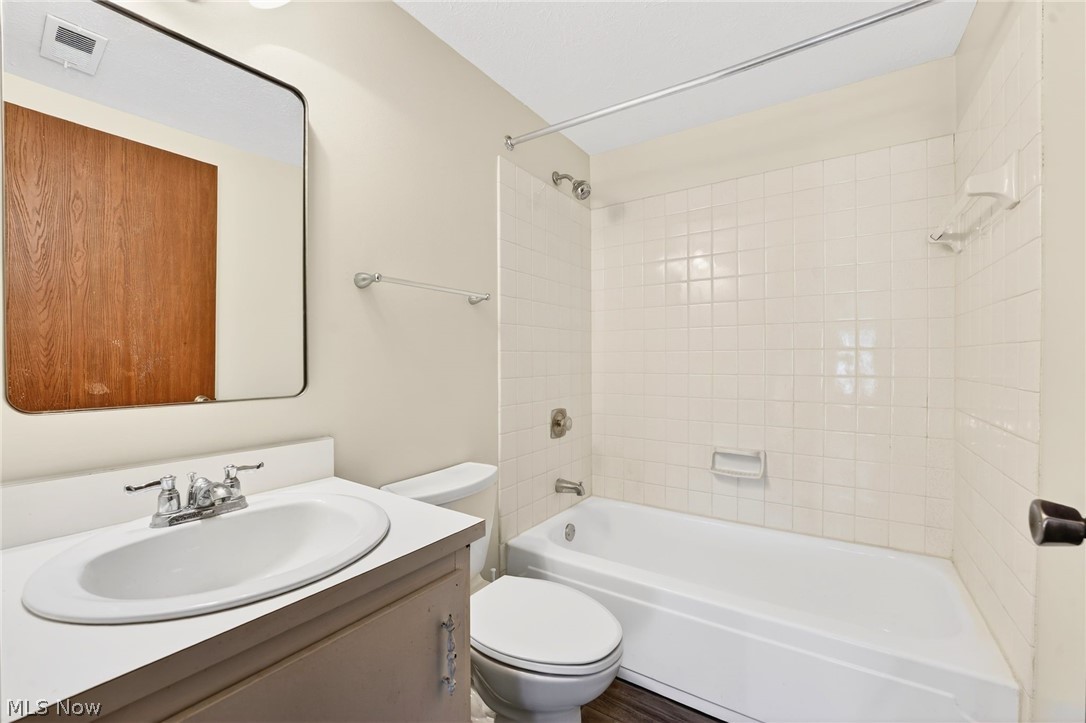 Danford Square Condo - Residential