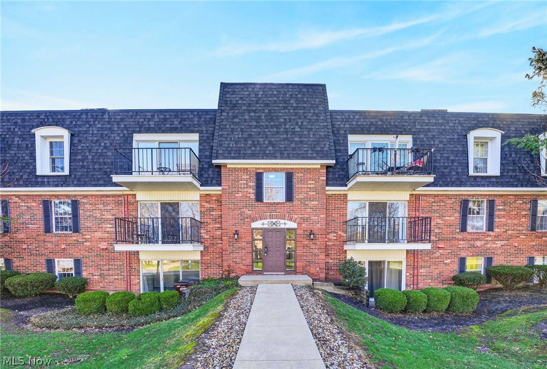 Danford Square Condo - Residential