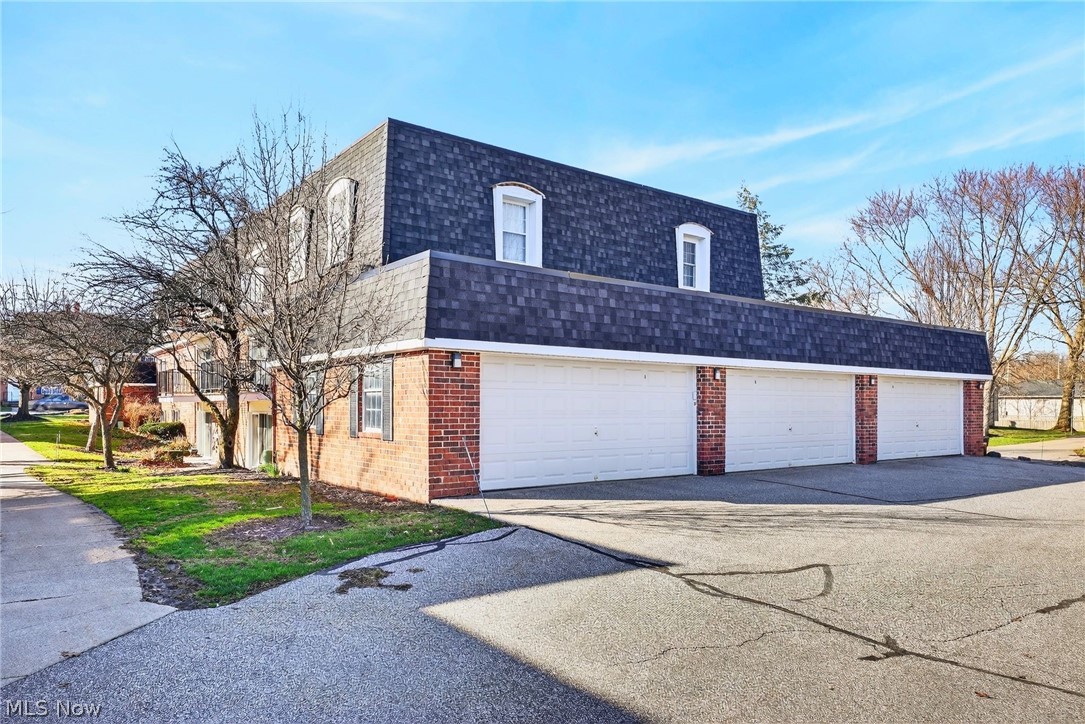 Danford Square Condo - Residential