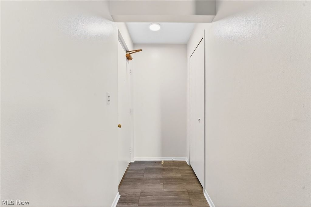 Photo of 1930 King James Pkwy #205, Westlake, OH 44145 (MLS # 5192511)