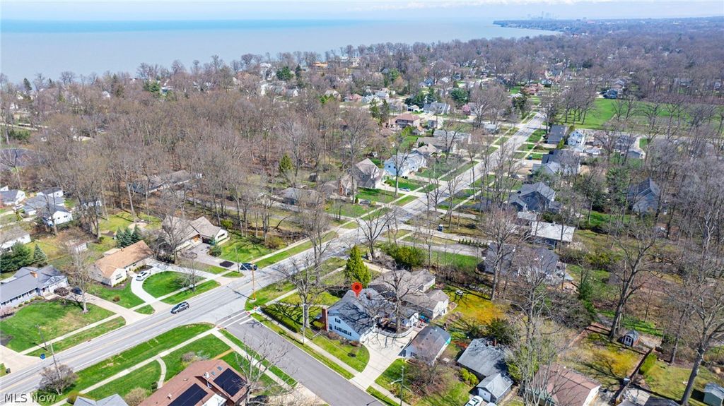 Photo of 25301 Wolf Road, Bay Village, OH 44140 (MLS # 5199605)