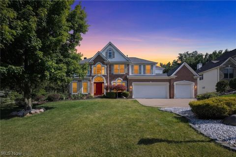 Homes For Sale - 9336 W Hampton Drive<br/> North Royalton, OH 44133
