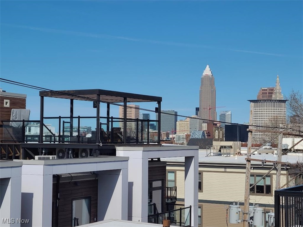 Hinge-Town-Homes - Residential