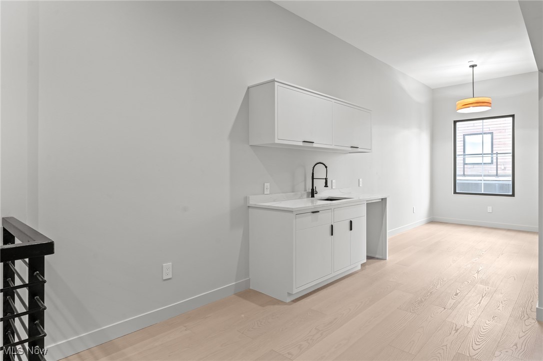 Hinge-Town-Homes - Residential