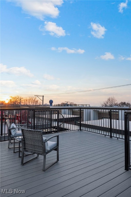 Hinge-Town-Homes - Residential