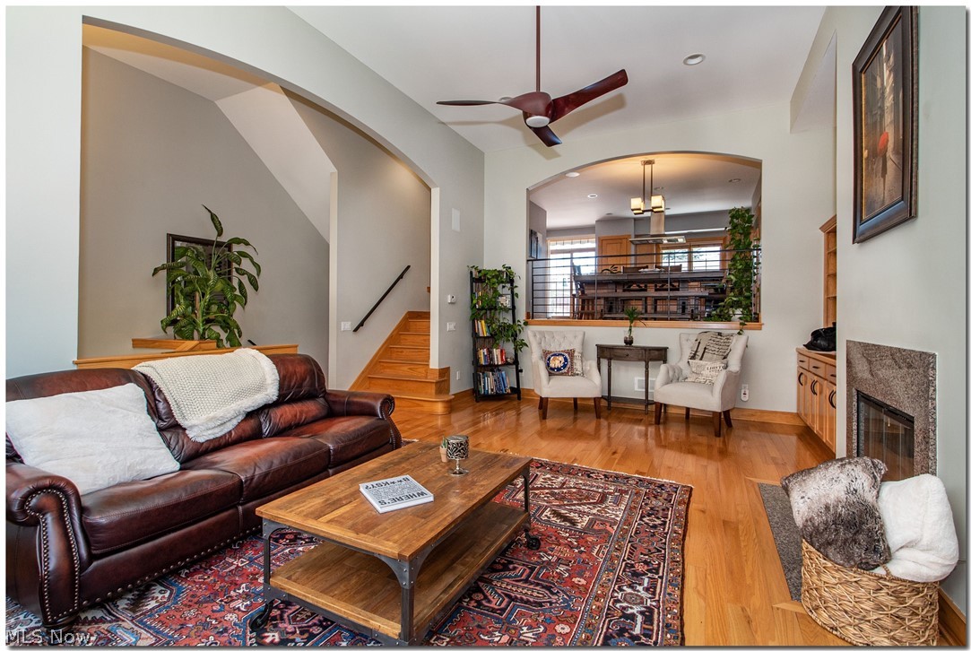 Derbyshire Twnhses - Residential