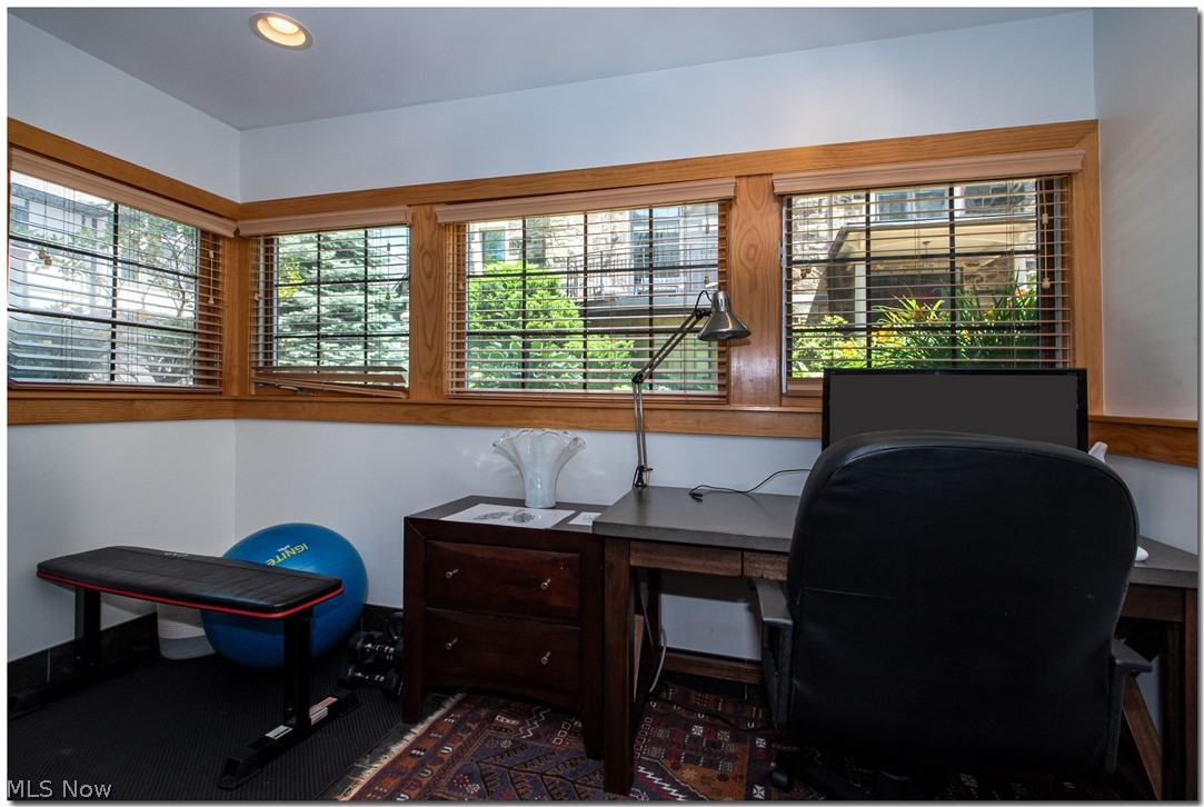 Derbyshire Twnhses - Residential