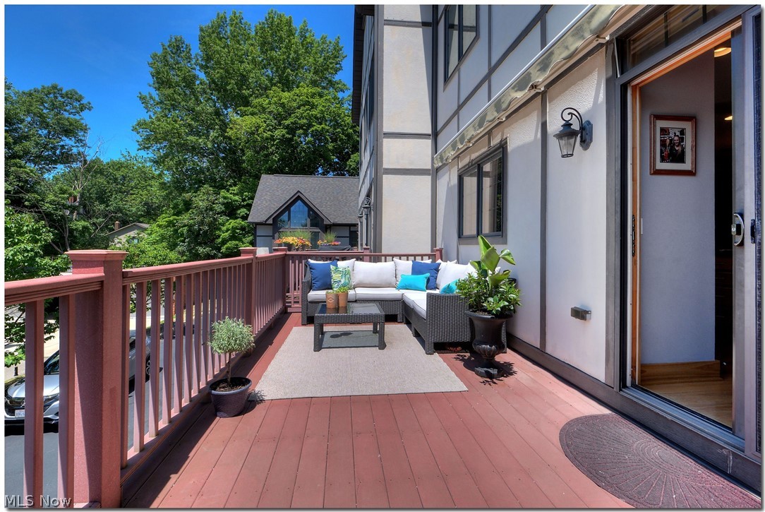 Derbyshire Twnhses - Residential