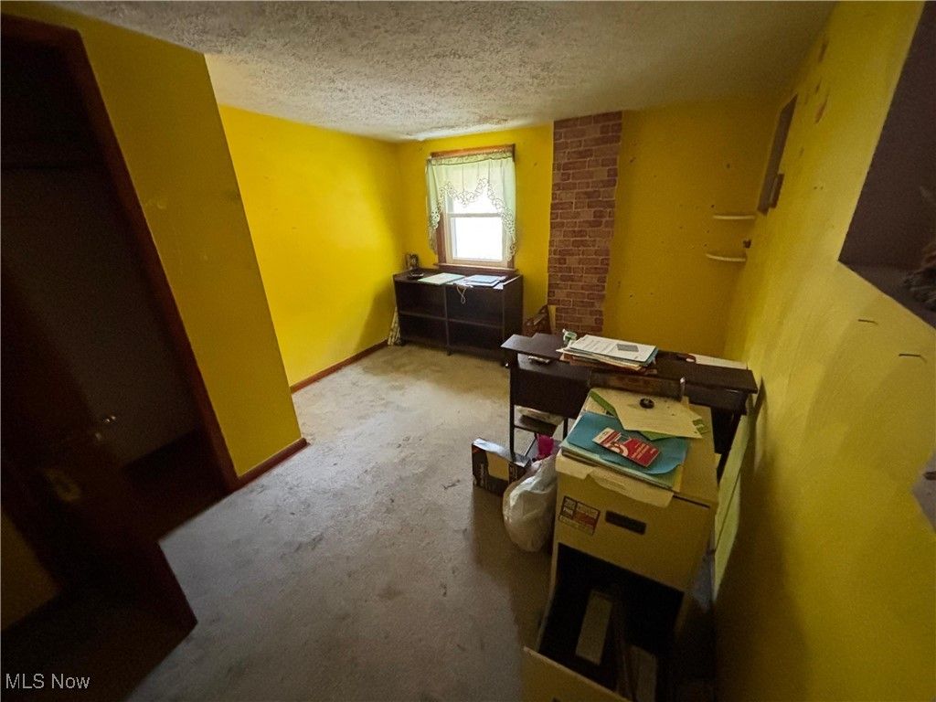 Photo of 2371 Hillstock Avenue, Akron, OH 44312 (MLS # 5177739)