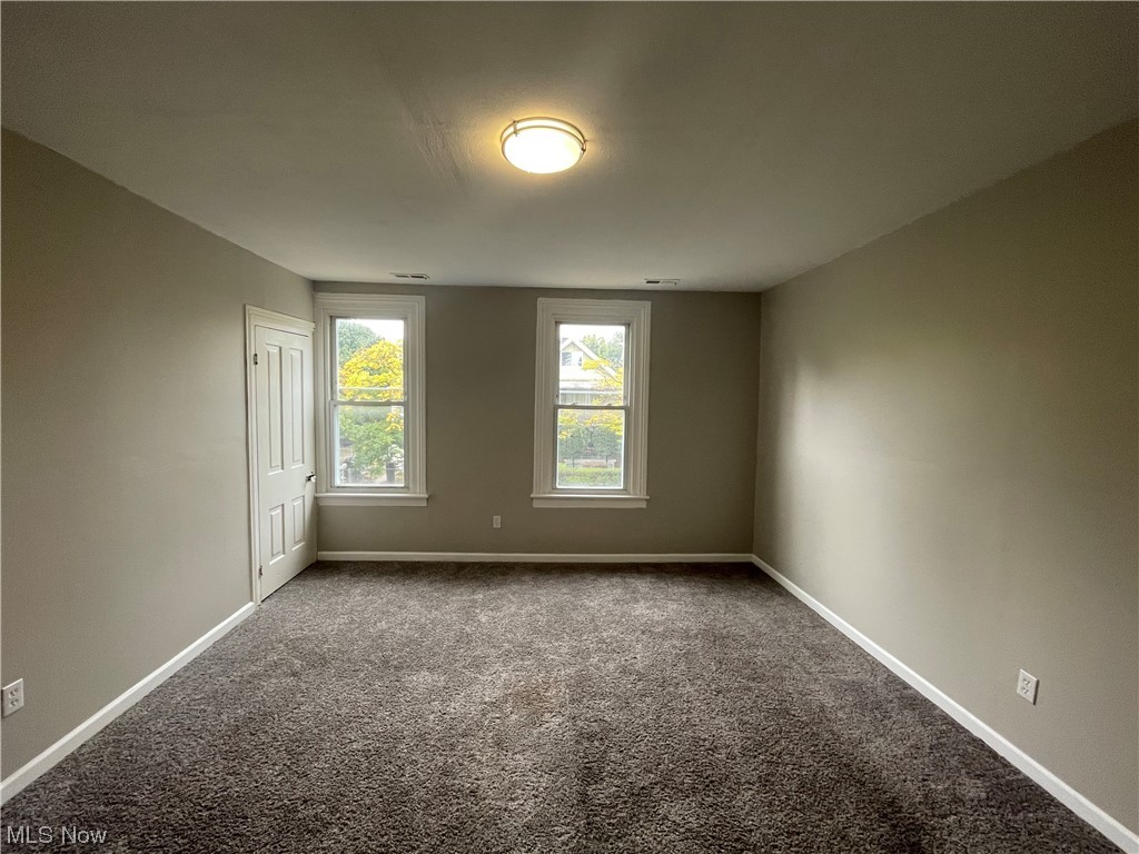 Elwell & Marvins - Residential Lease