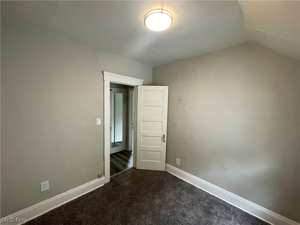 Elwell & Marvins - Residential Lease