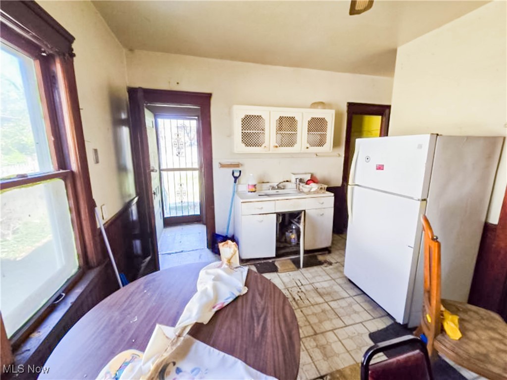 3557 E 114th Street, Cleveland, Ohio image 10