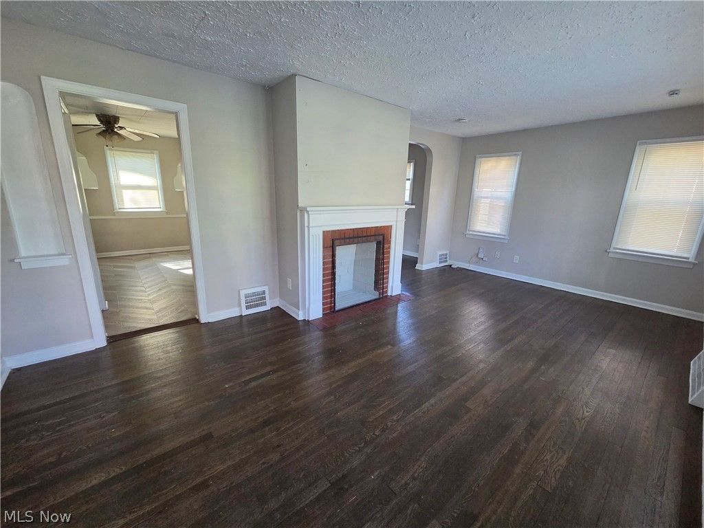 Photo of 994 Yellowstone Avenue, Cleveland Heights, OH 44121 (MLS # 5204927)