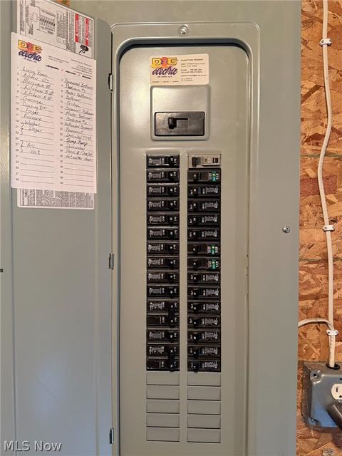 Tiny photo for 1343 COURTLAND Road, Weirton, WV 26062 (MLS # 5189310)