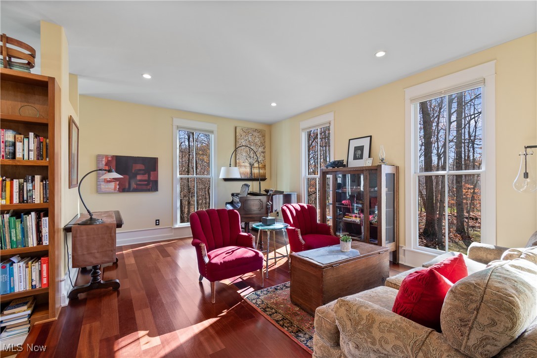 Wolf Crk Reserve - Residential