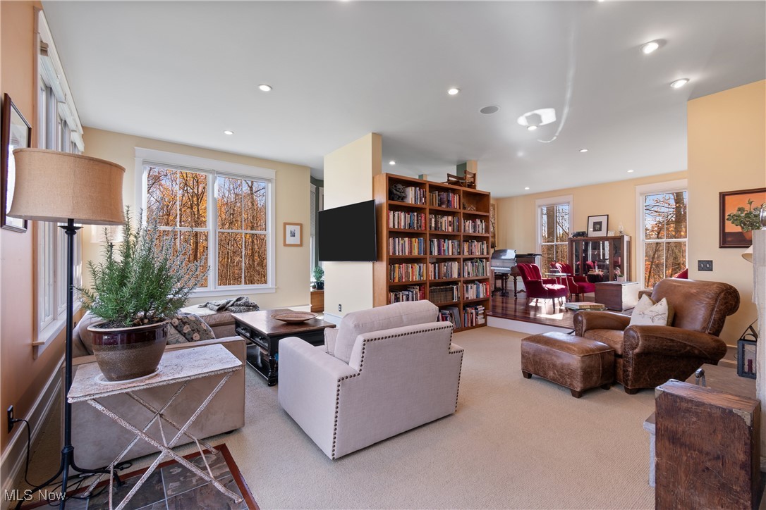 Wolf Crk Reserve - Residential