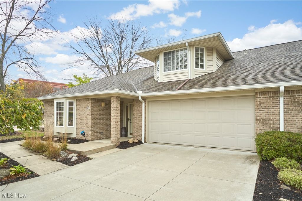 Photo of 108 Furnace Run Drive, Akron, OH 44307 (MLS # 5167657)