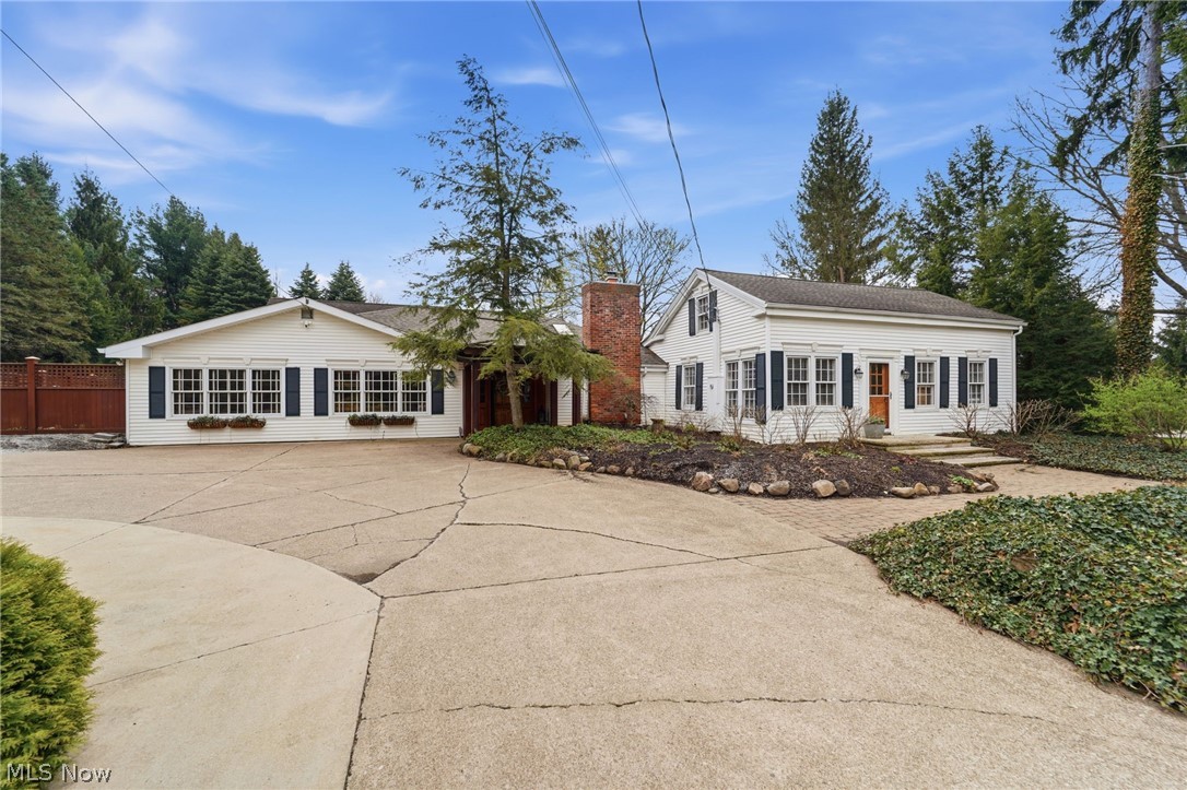 Newbury, Ohio, 44065, United States, 5 Bedrooms Bedrooms, ,4 BathroomsBathrooms,Residential,Active,2034640