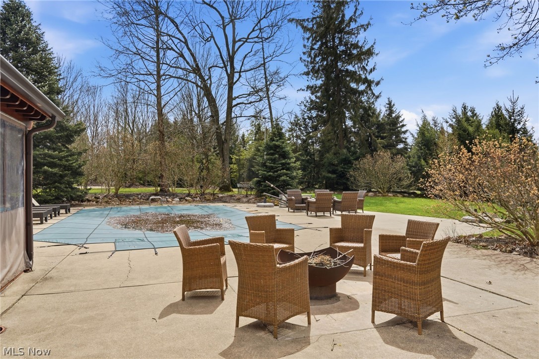 Newbury, Ohio, 44065, United States, 5 Bedrooms Bedrooms, ,4 BathroomsBathrooms,Residential,Active,2034640