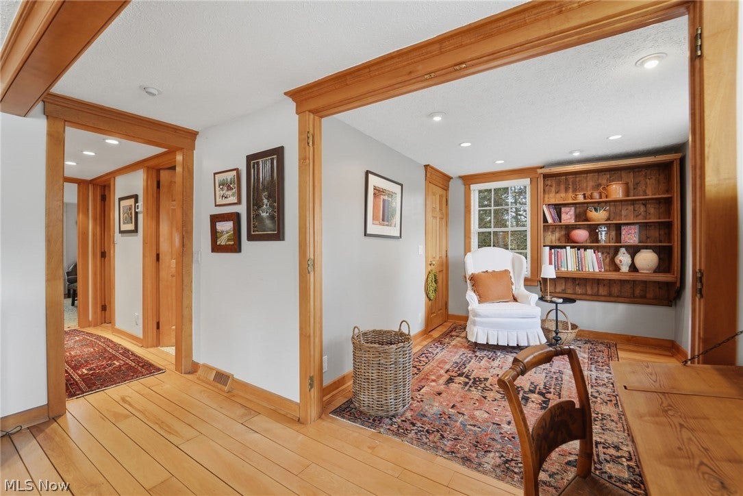 Newbury, Ohio, 44065, United States, 5 Bedrooms Bedrooms, ,4 BathroomsBathrooms,Residential,Active,2034640