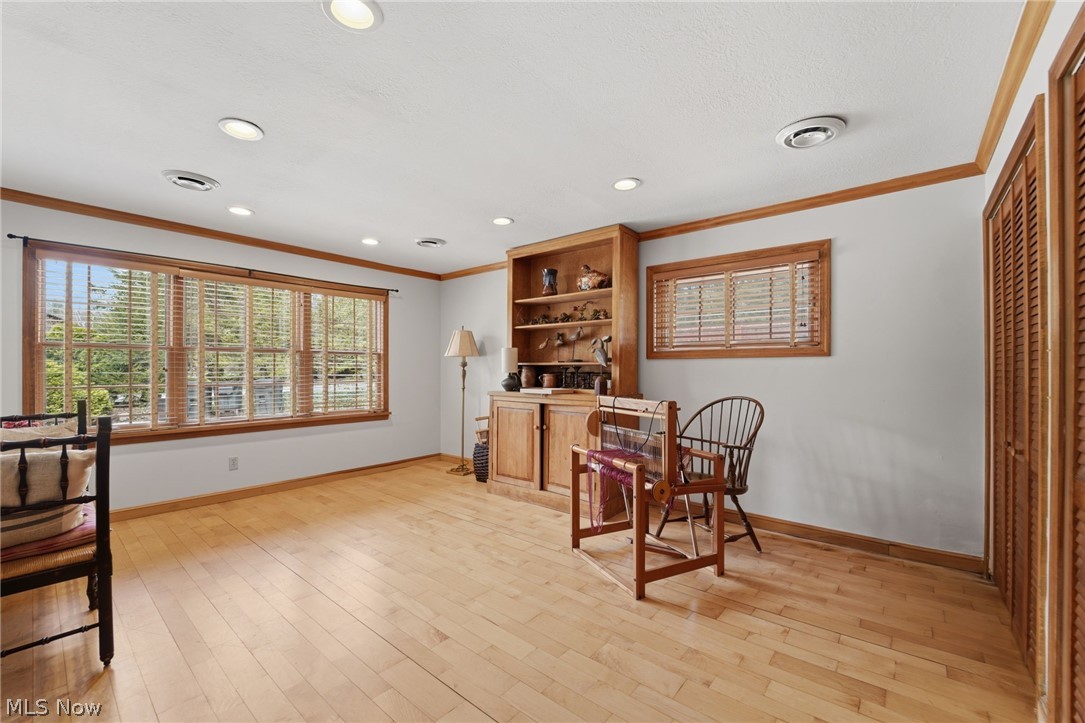 Newbury, Ohio, 44065, United States, 5 Bedrooms Bedrooms, ,4 BathroomsBathrooms,Residential,Active,2034640
