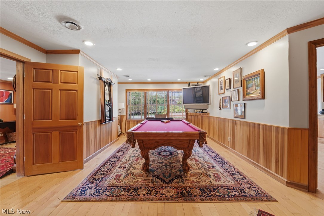 Newbury, Ohio, 44065, United States, 5 Bedrooms Bedrooms, ,4 BathroomsBathrooms,Residential,Active,2034640