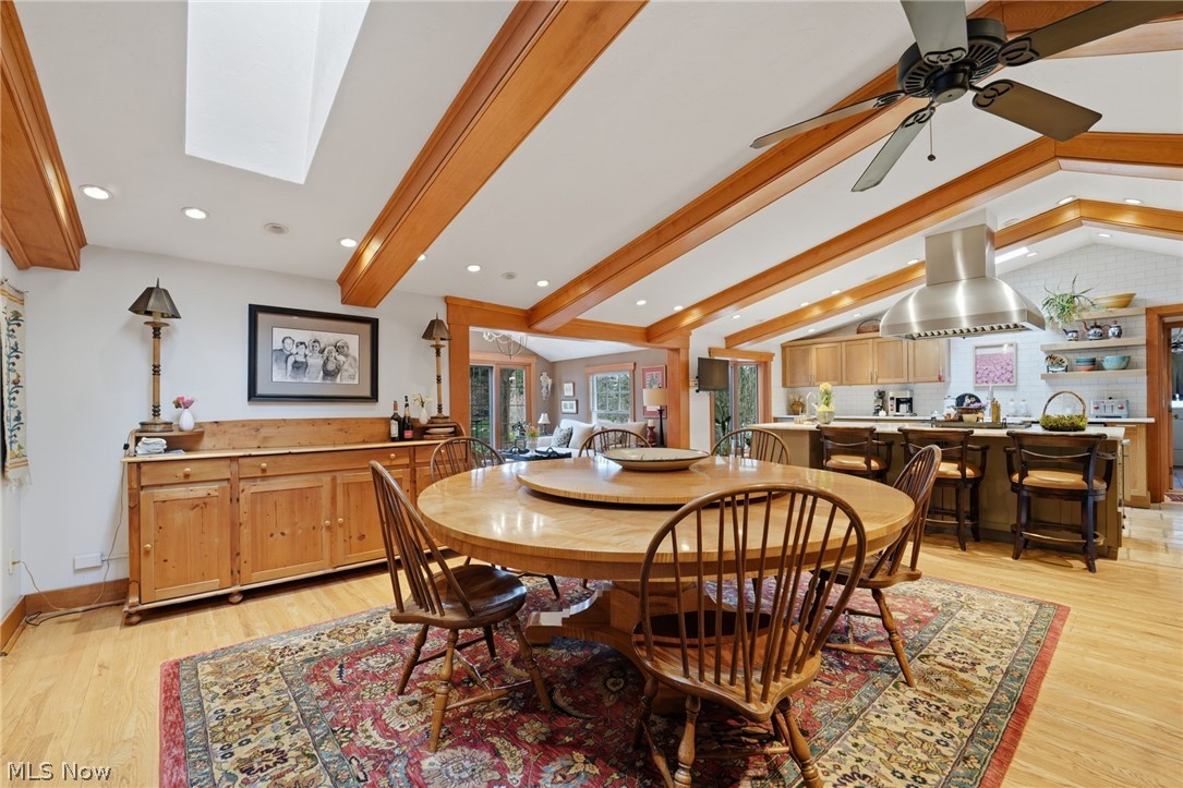 Newbury, Ohio, 44065, United States, 5 Bedrooms Bedrooms, ,4 BathroomsBathrooms,Residential,Active,2034640