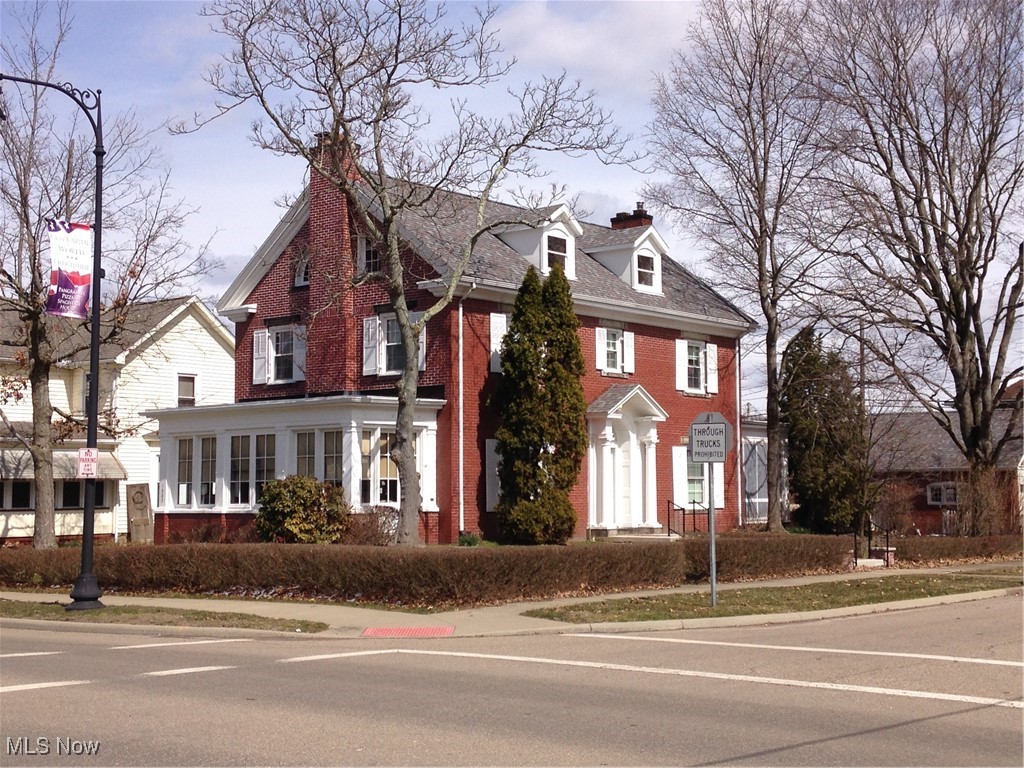 1003 N Water Street, Uhrichsville, Ohio image 47