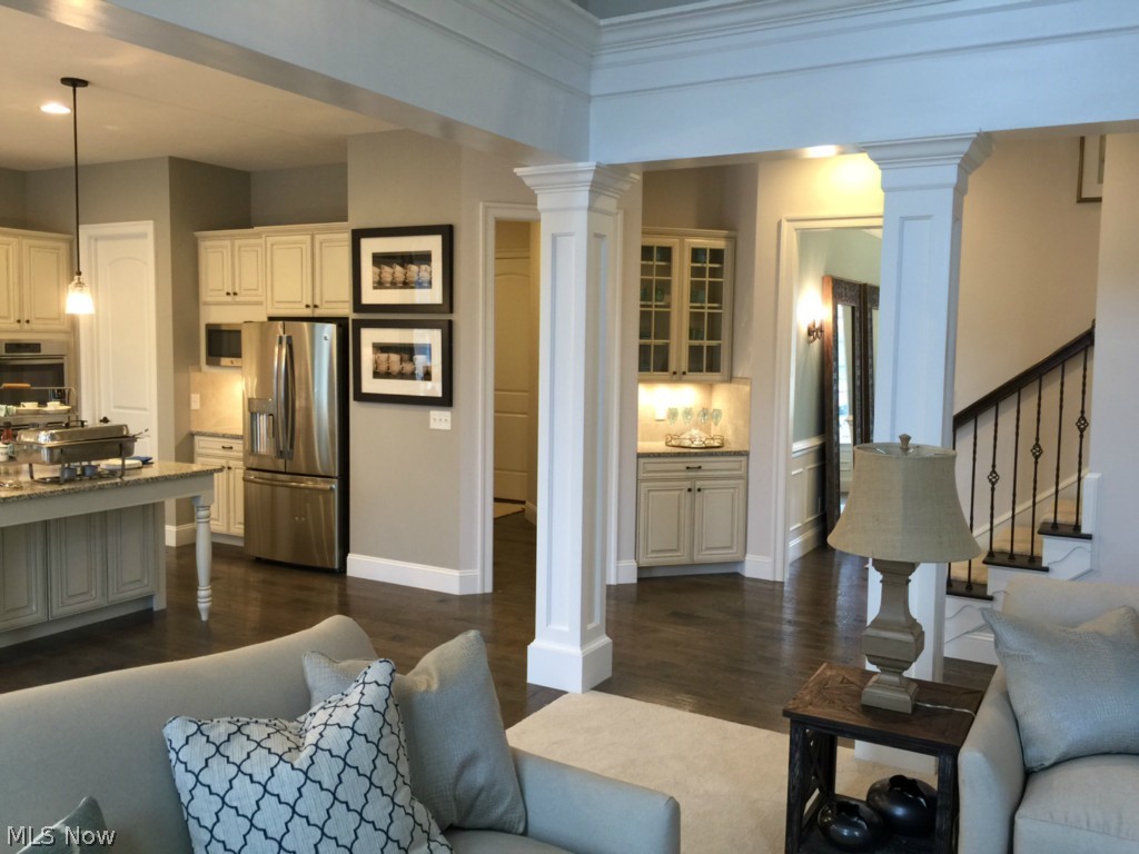 The Reserve at Chestnut Woods - Residential