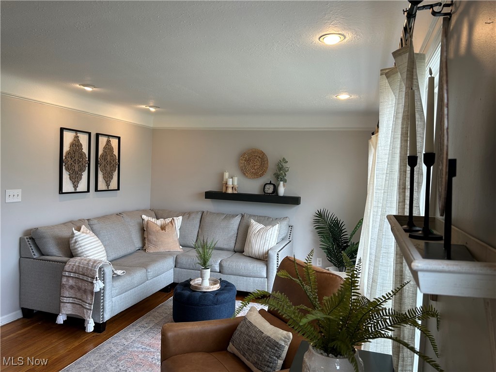 Lyndhurst, Ohio 44124, United States, 3 Bedrooms Bedrooms, ,2 BathroomsBathrooms,Residential,Active,170583